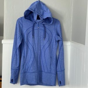 Lululemon hoodie, excellent condition